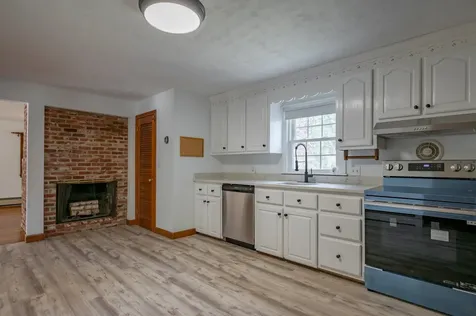 54 Towle Road Chester NH 03036