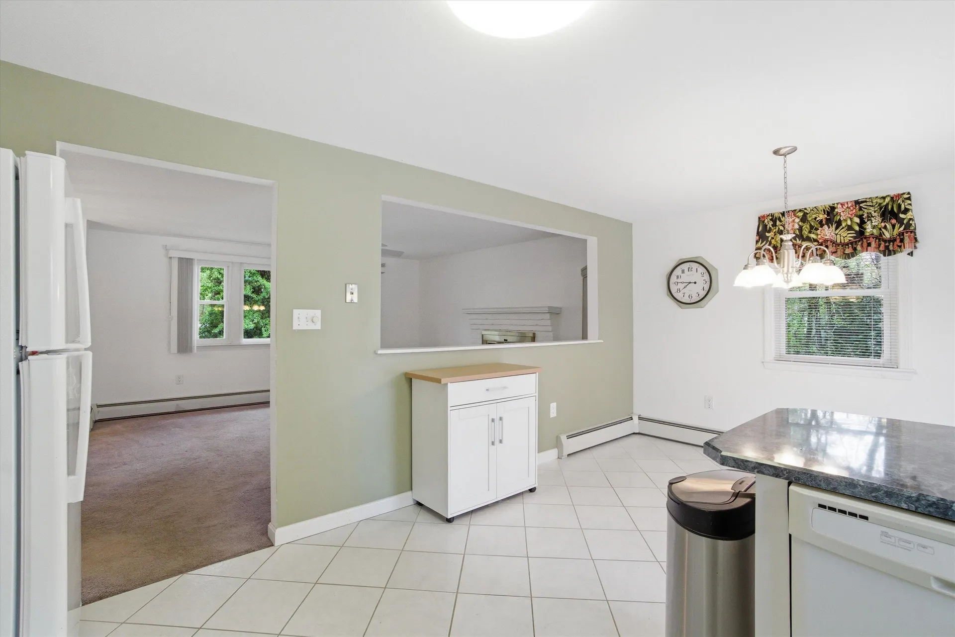 4 Timothy Lane Hudson NH 03051