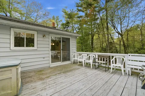 4 Timothy Lane Hudson NH 03051
