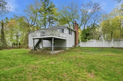 4 Timothy Lane Hudson NH 03051