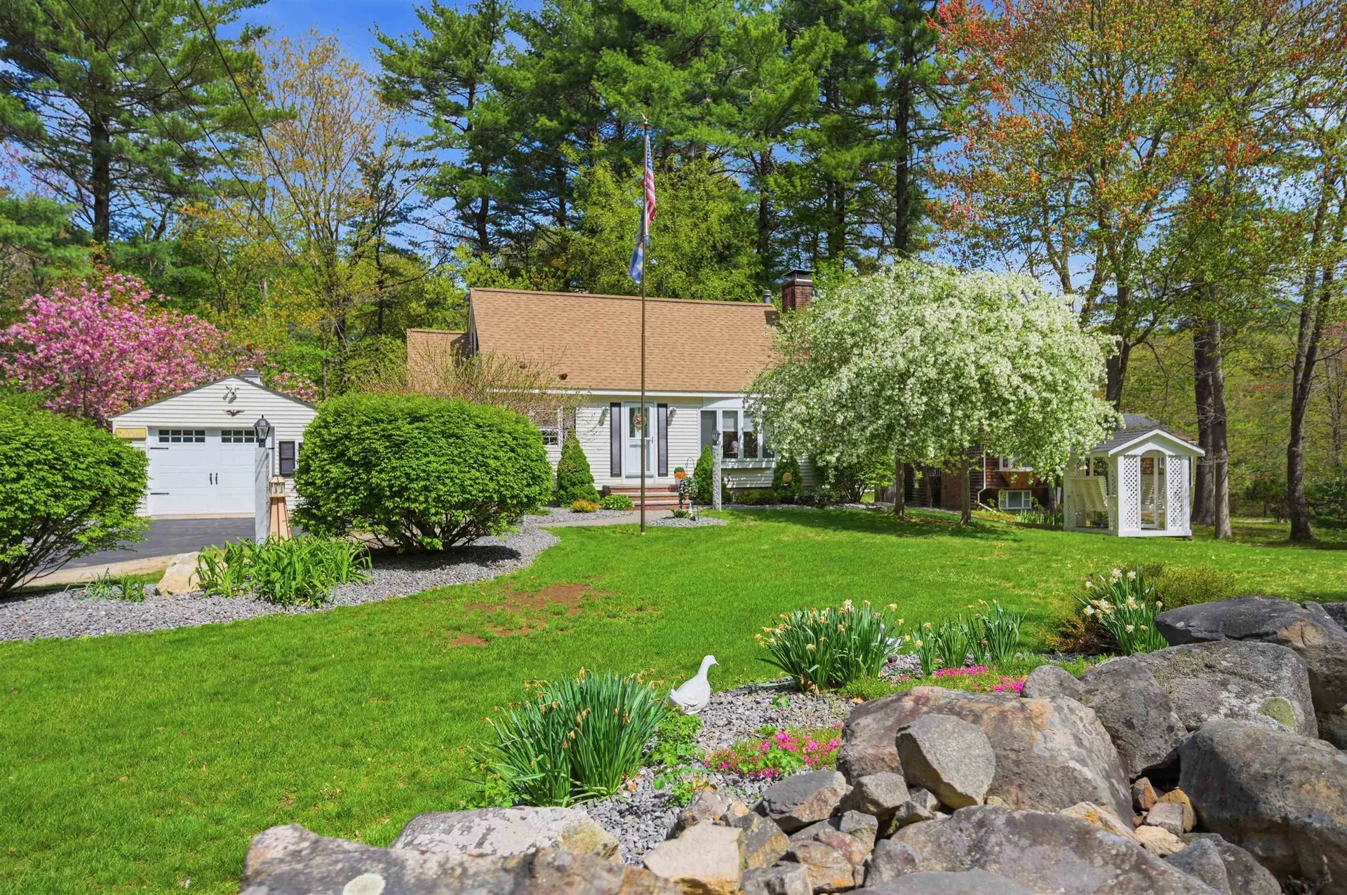 84 Woodridge Road Hampstead NH 03826