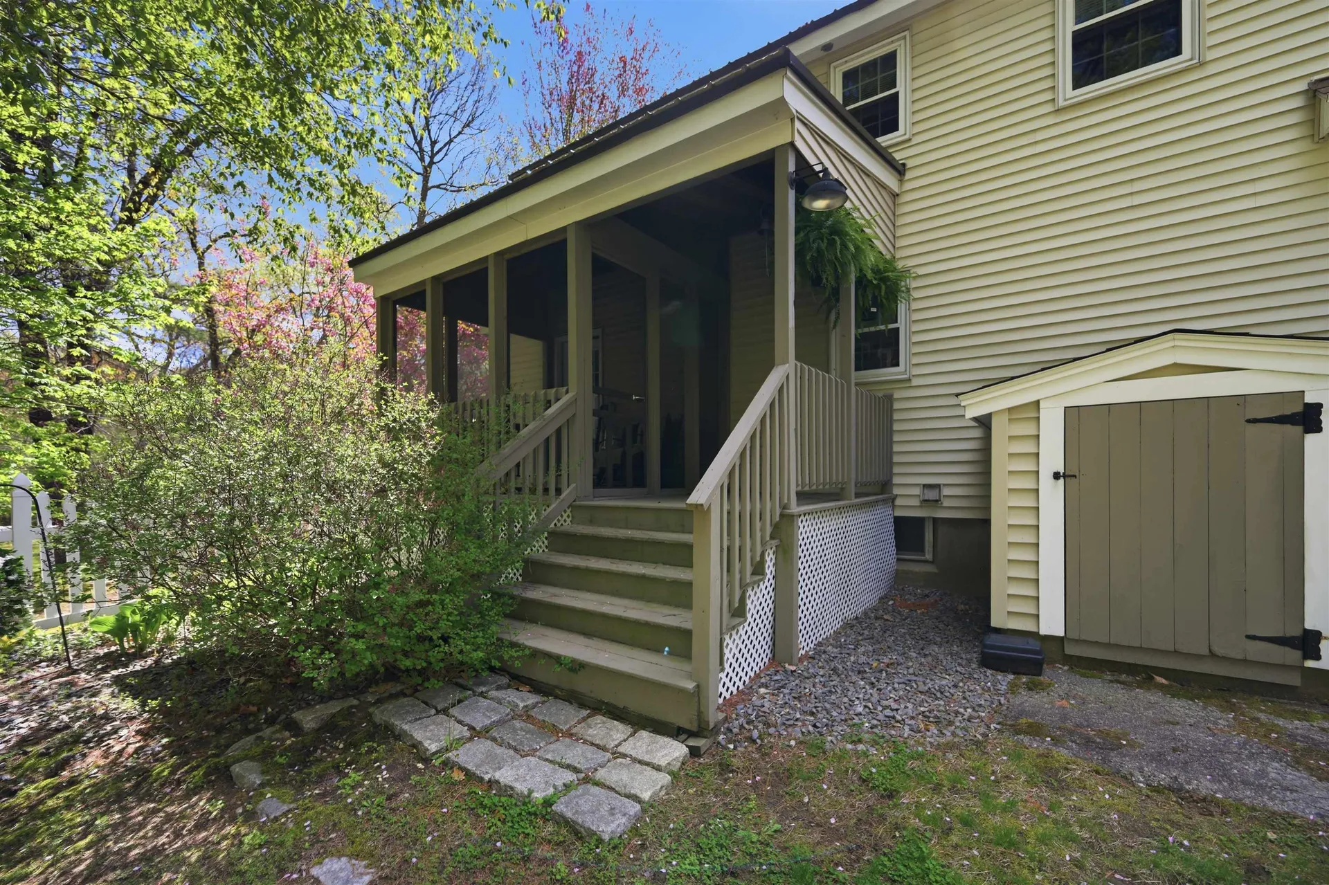 84 Woodridge Road Hampstead NH 03826