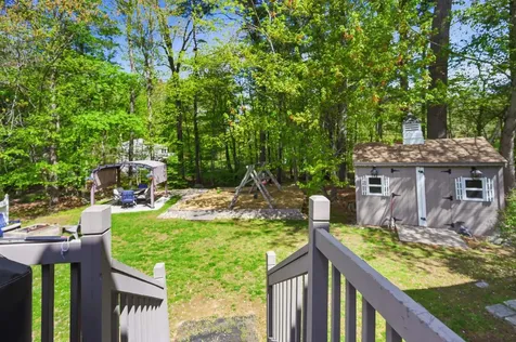 84 Woodridge Road Hampstead NH 03826