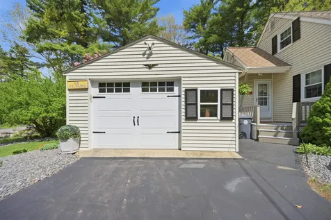 84 Woodridge Road Hampstead NH 03826