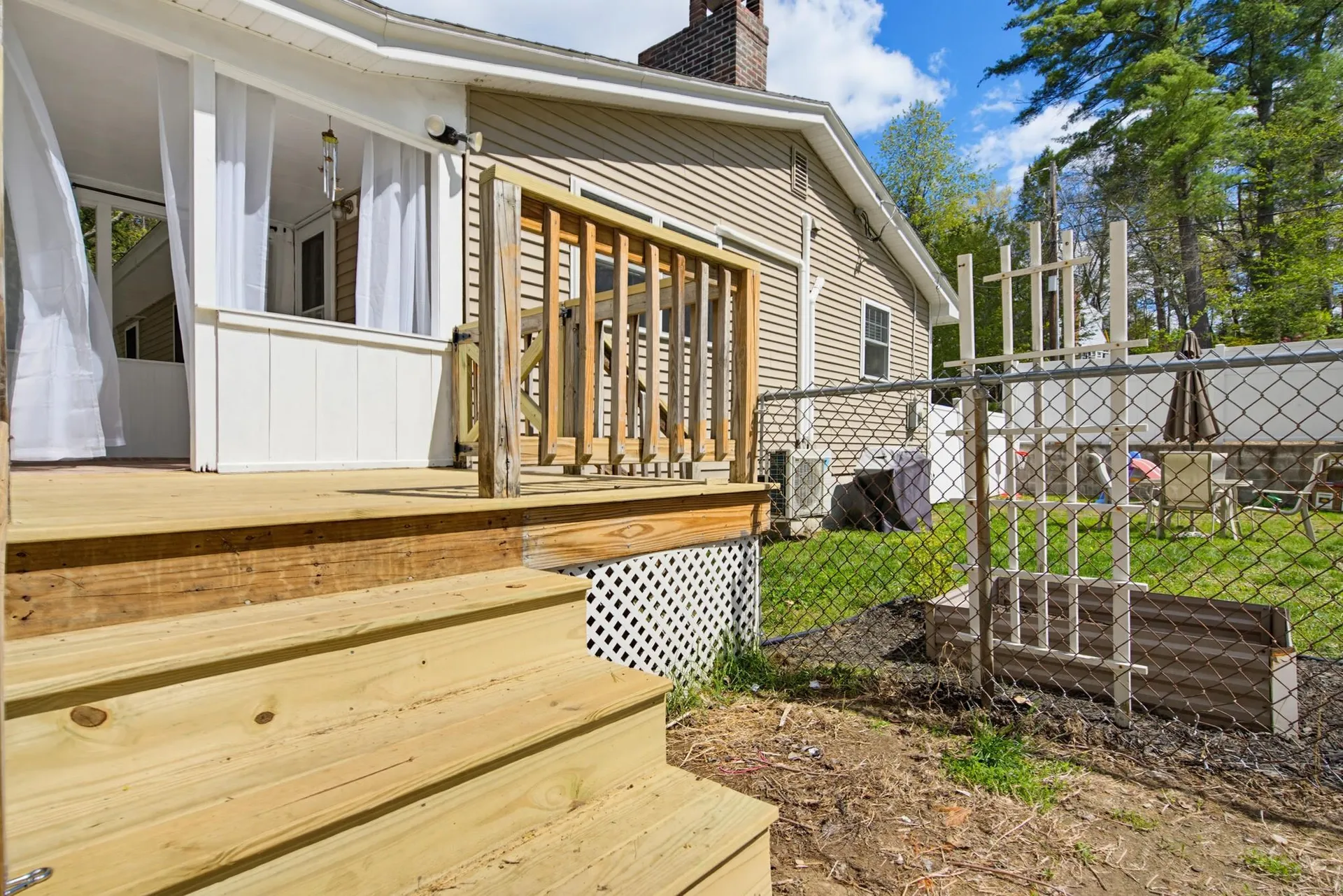 26 Pineridge Street Goffstown NH 03045