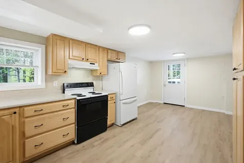 26 Pineridge Street Goffstown NH 03045