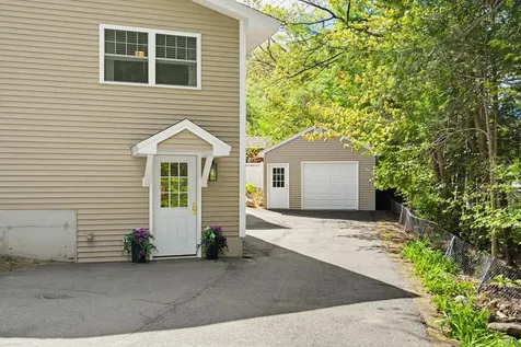 26 Pineridge Street Goffstown NH 03045