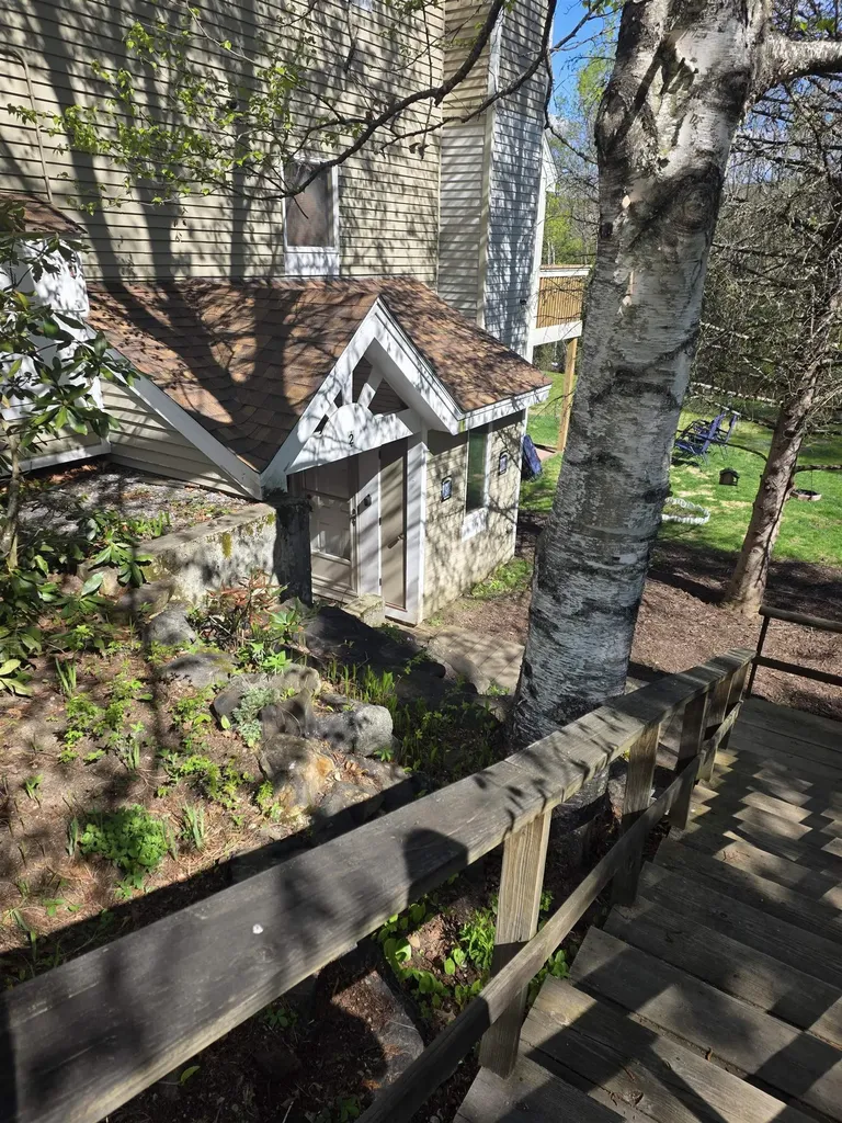 7 Laurel Circle Campton NH 03223