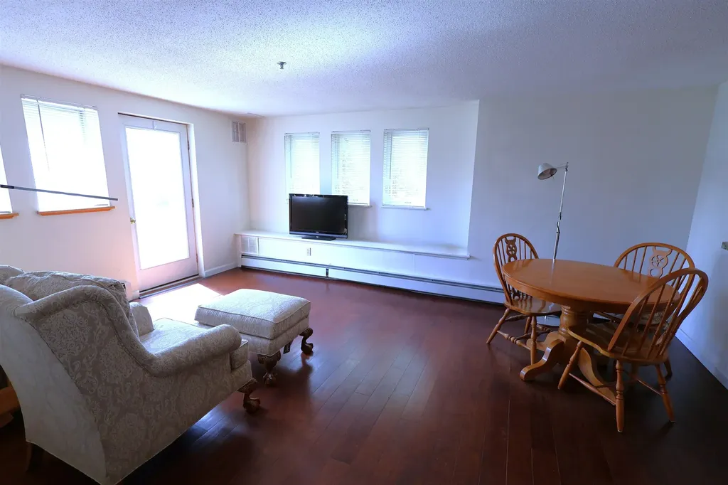 16 Hemlock Ridge Drive Hartford VT 05088