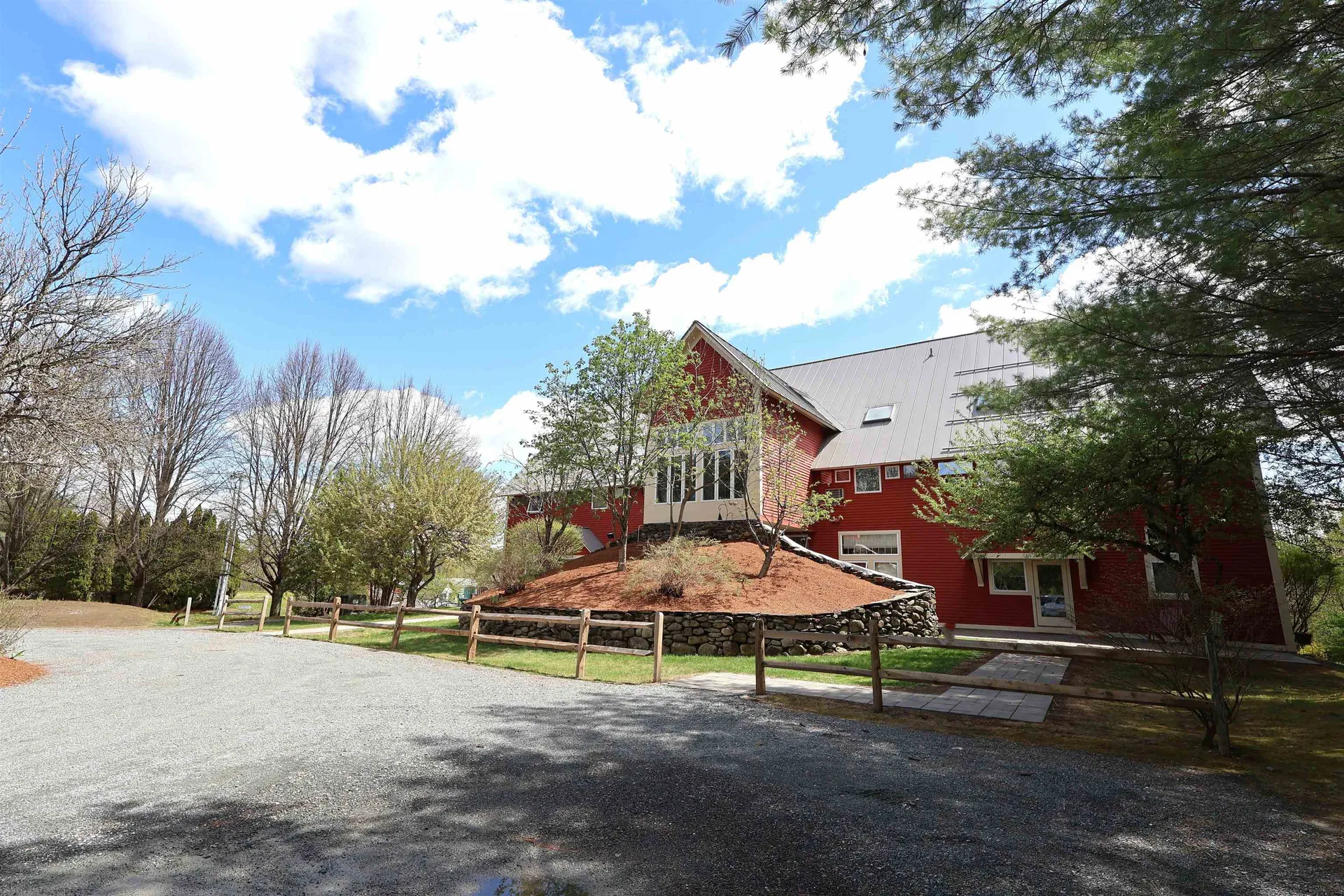 16 Hemlock Ridge Drive Hartford VT 05088
