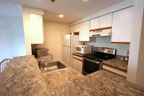 16 Hemlock Ridge Drive Hartford VT 05088