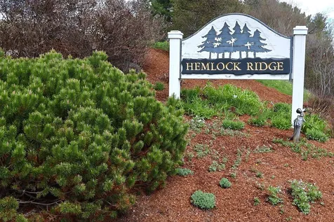 16 Hemlock Ridge Drive Hartford VT 05088
