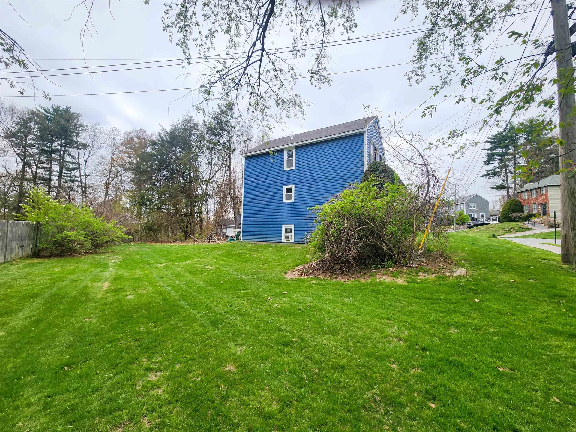 67 Burgundy Drive Nashua NH 03062