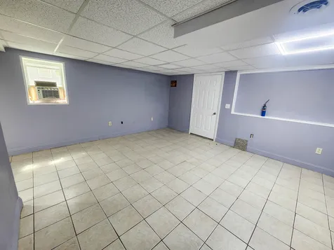 67 Burgundy Drive Nashua NH 03062