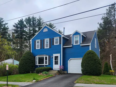 67 Burgundy Drive Nashua NH 03062