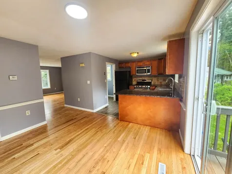 67 Burgundy Drive Nashua NH 03062