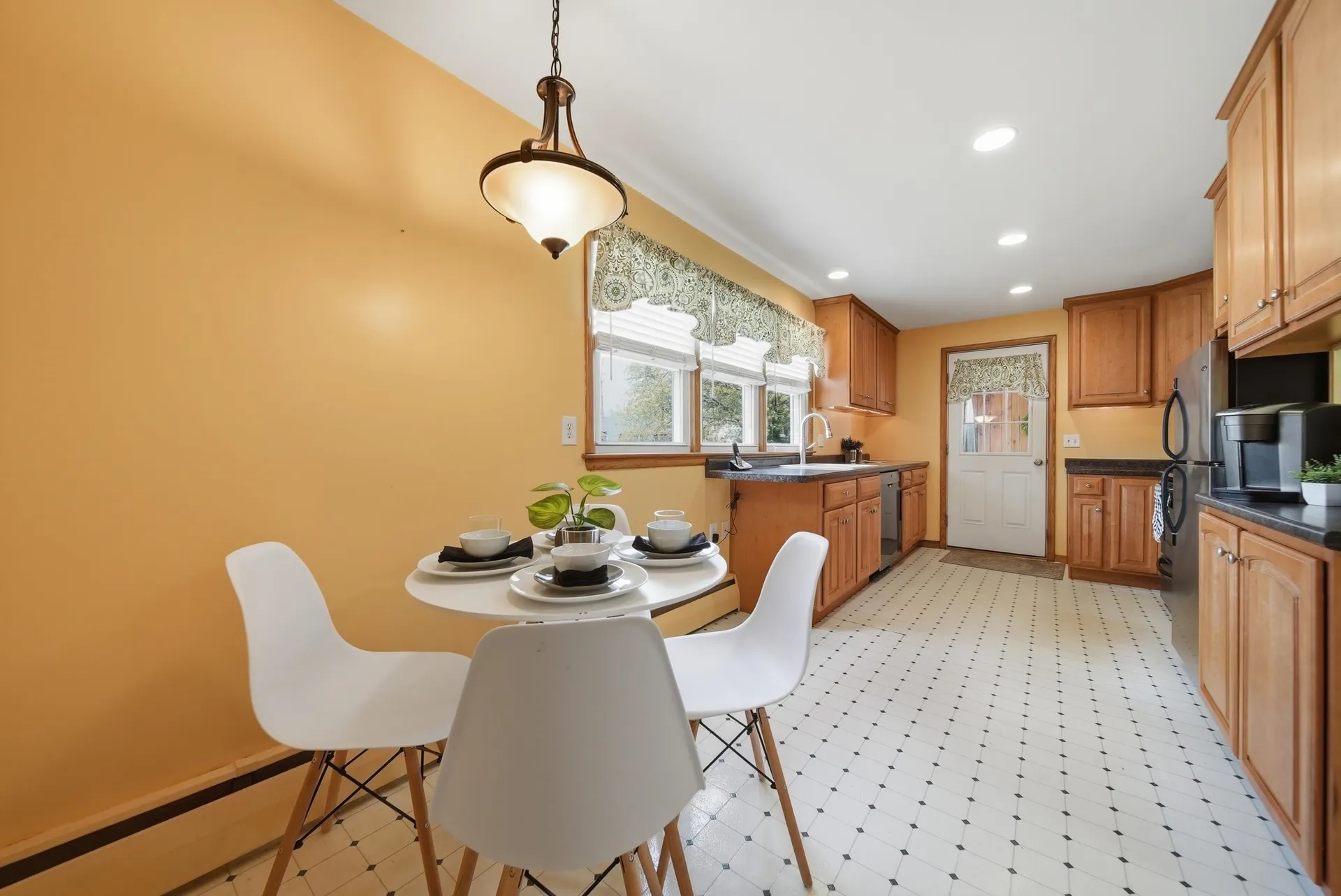 199 Coral Avenue Manchester NH 03104