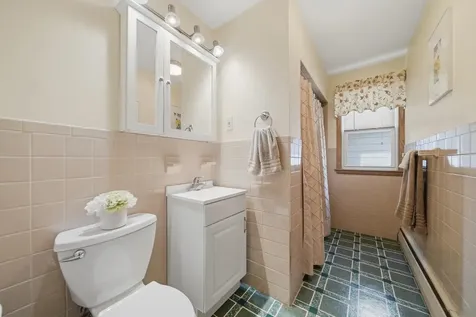 199 Coral Avenue Manchester NH 03104