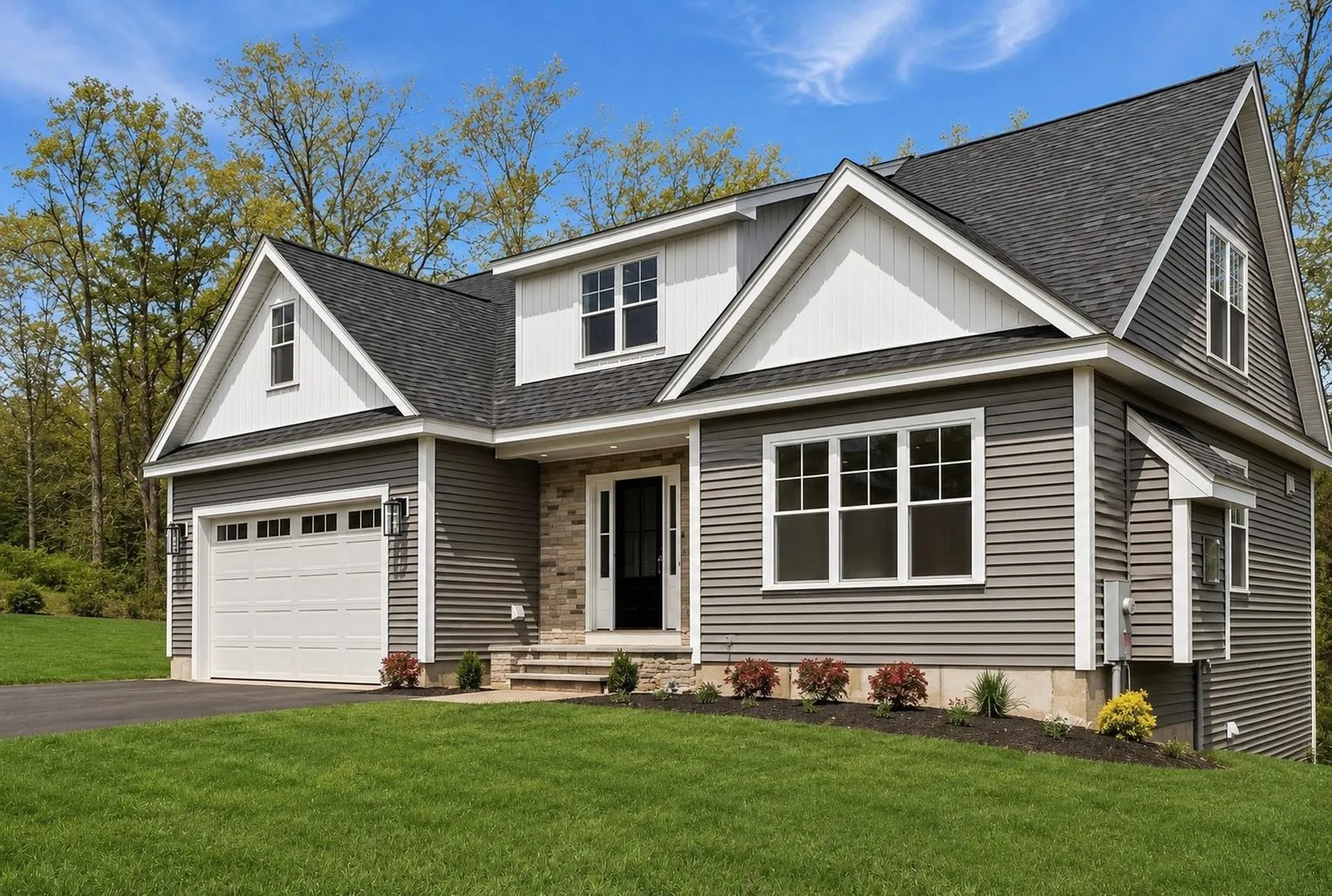 68 Farmington Road Nashua NH 03060