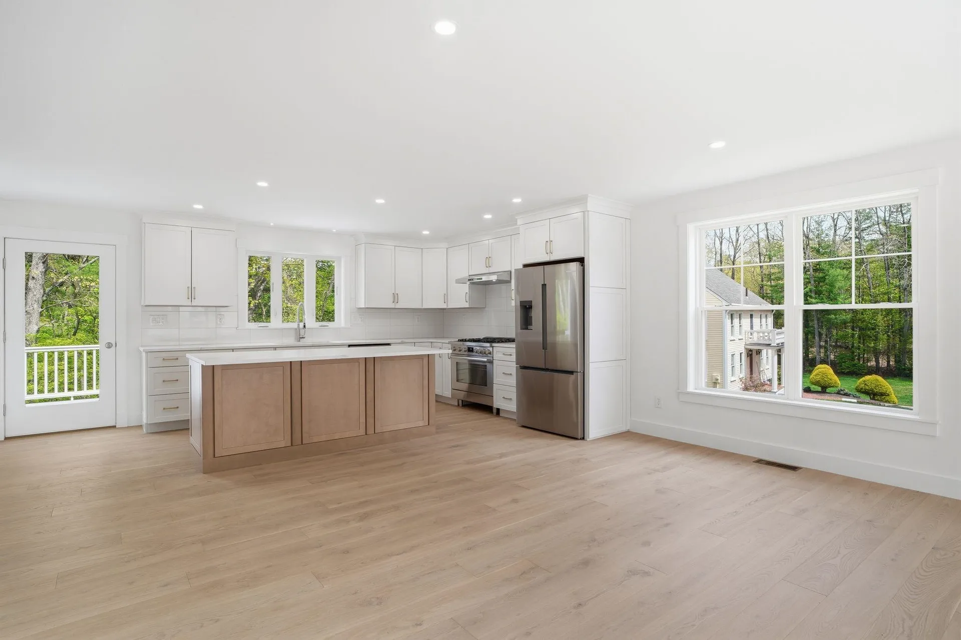 68 Farmington Road Nashua NH 03060