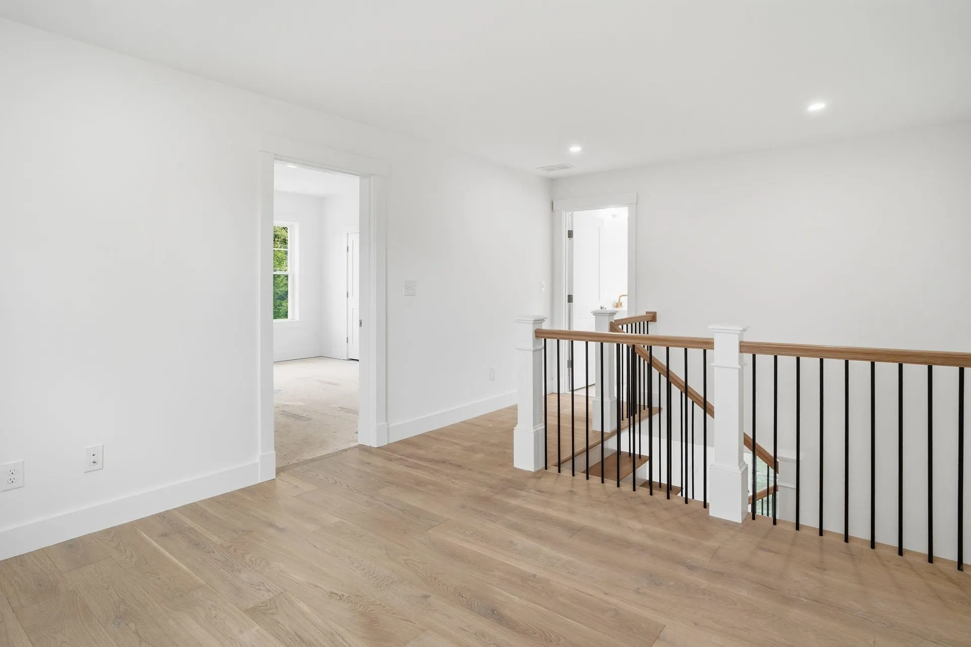 68 Farmington Road Nashua NH 03060