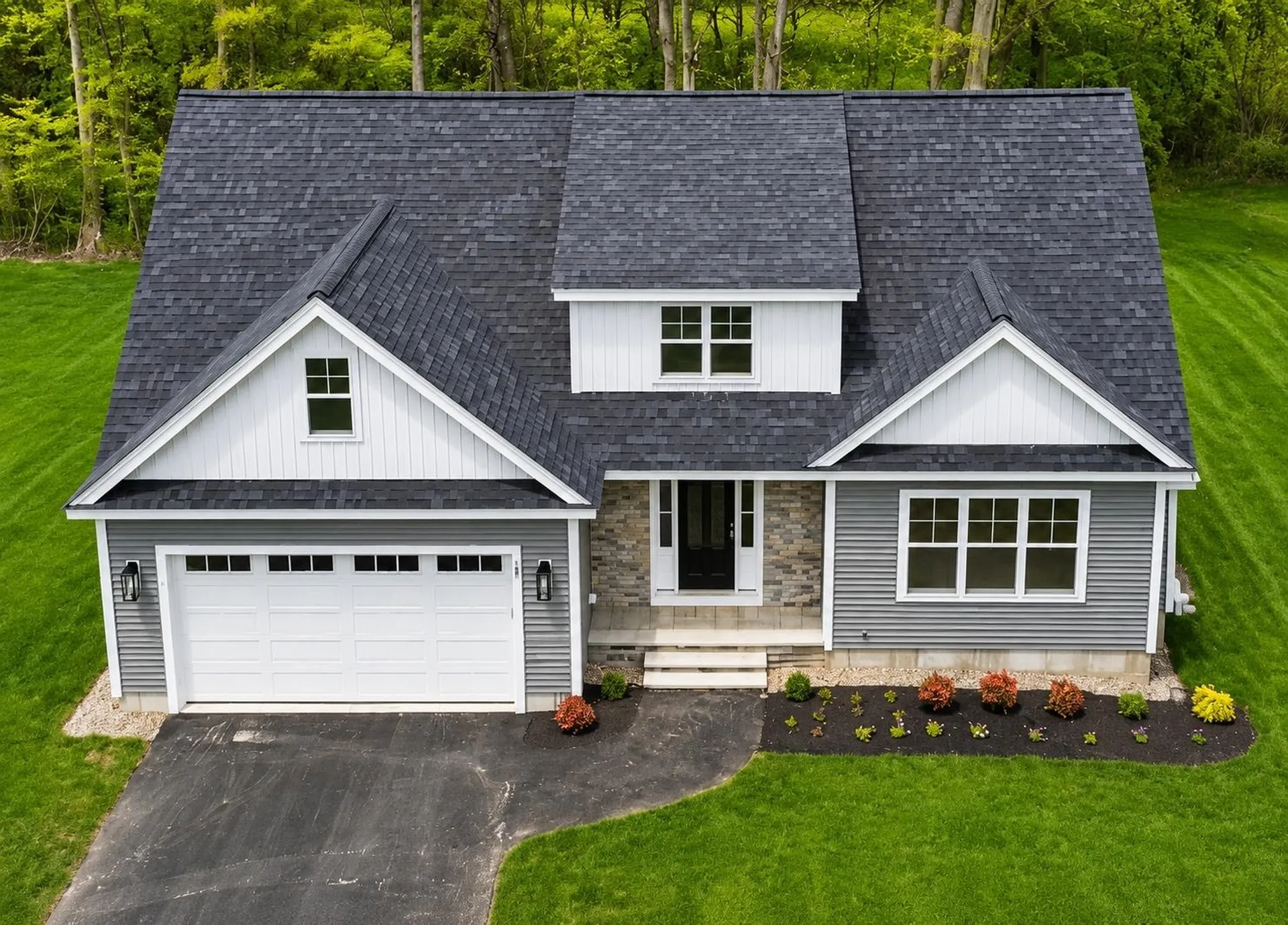 68 Farmington Road Nashua NH 03060