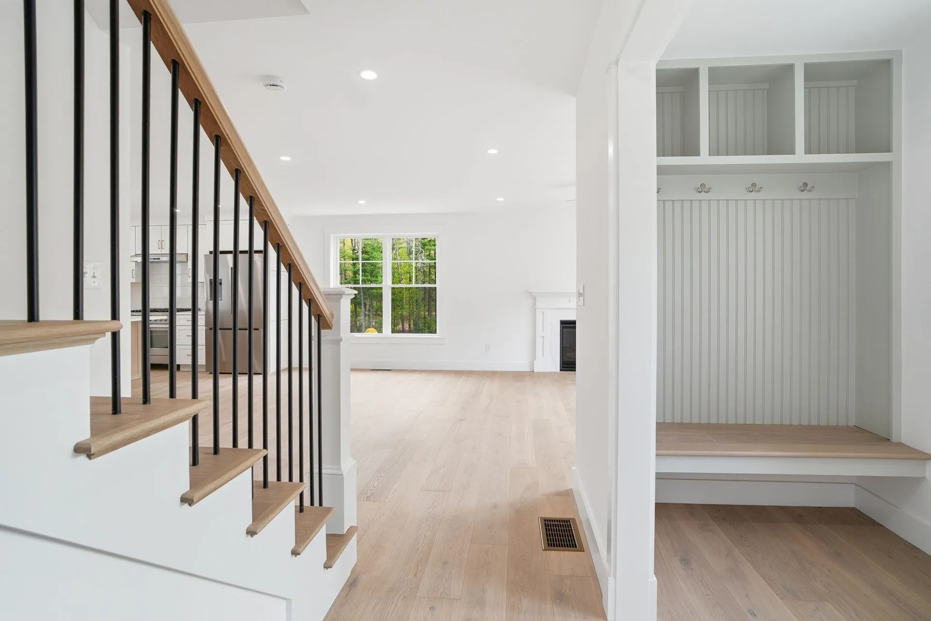 68 Farmington Road Nashua NH 03060