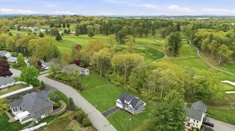 68 Farmington Road Nashua NH 03060