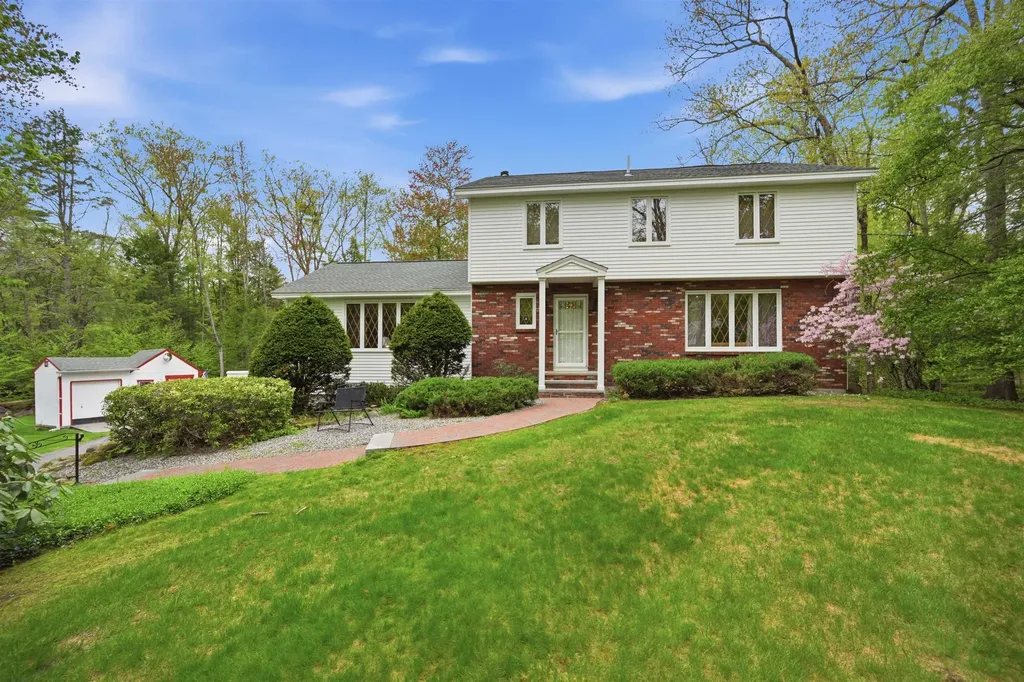 43 Greatstone Drive Merrimack NH 03054