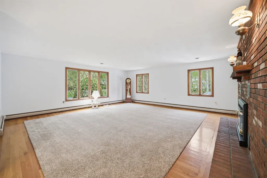 43 Greatstone Drive Merrimack NH 03054
