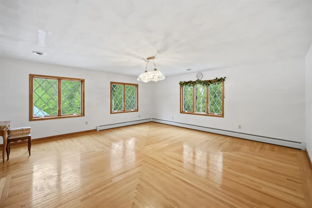 43 Greatstone Drive Merrimack NH 03054