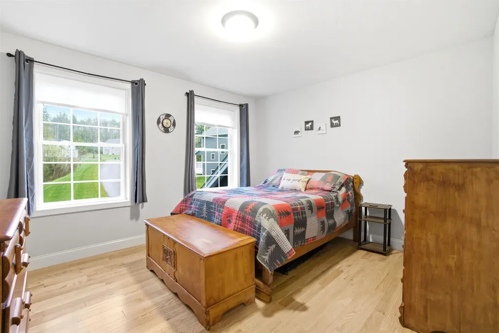 84 Juniper Circle Auburn NH 03032