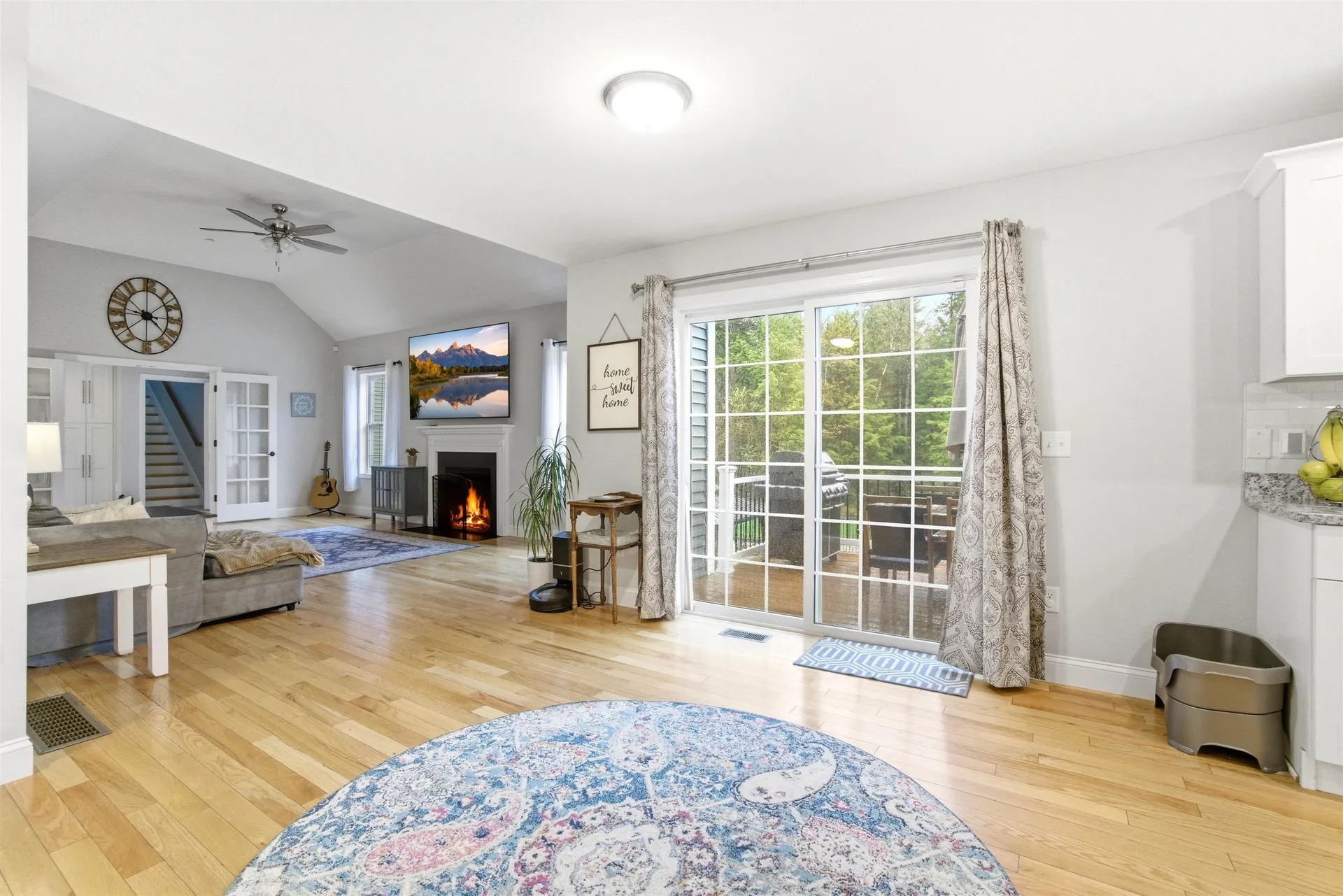 84 Juniper Circle Auburn NH 03032
