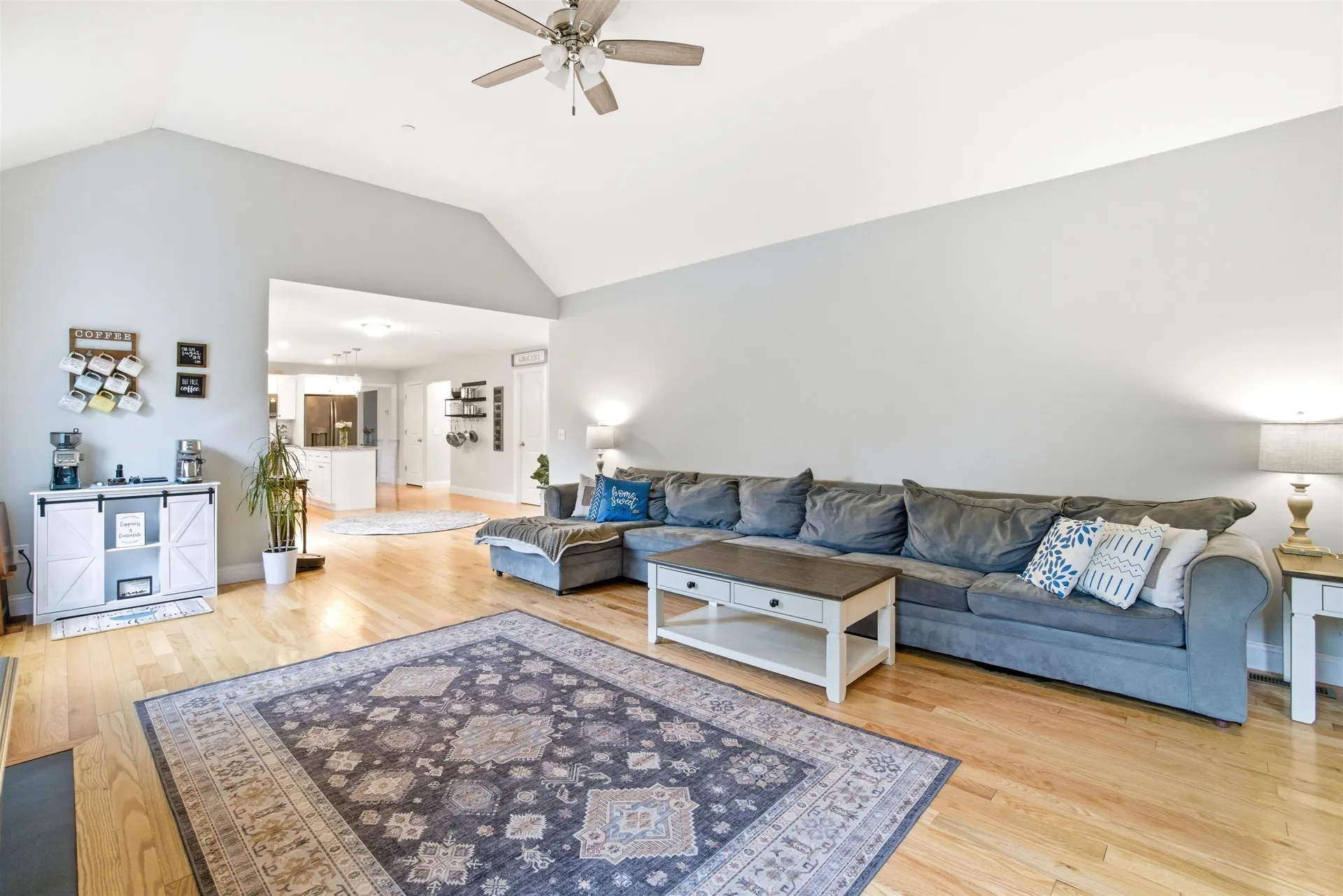 84 Juniper Circle Auburn NH 03032