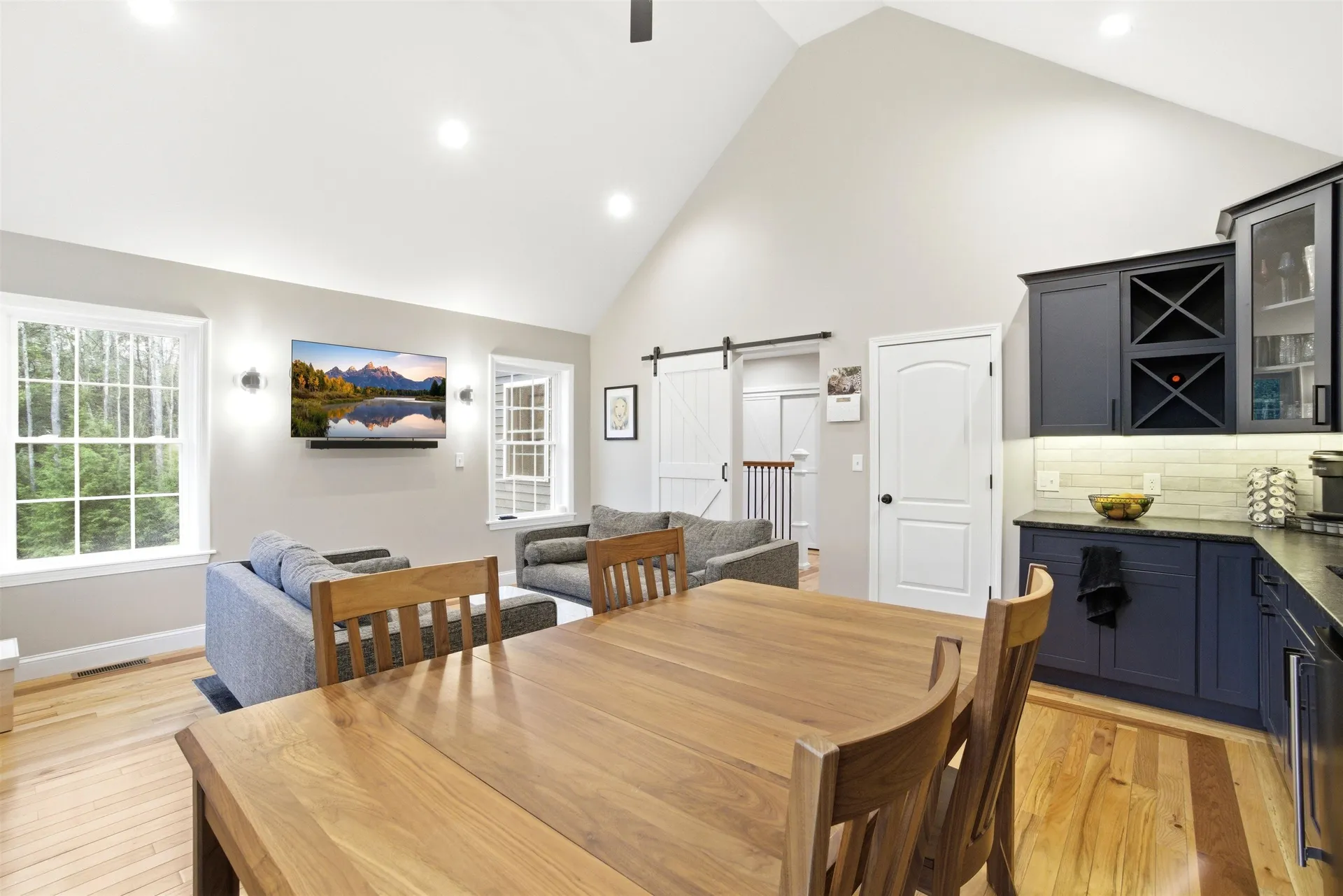 84 Juniper Circle Auburn NH 03032