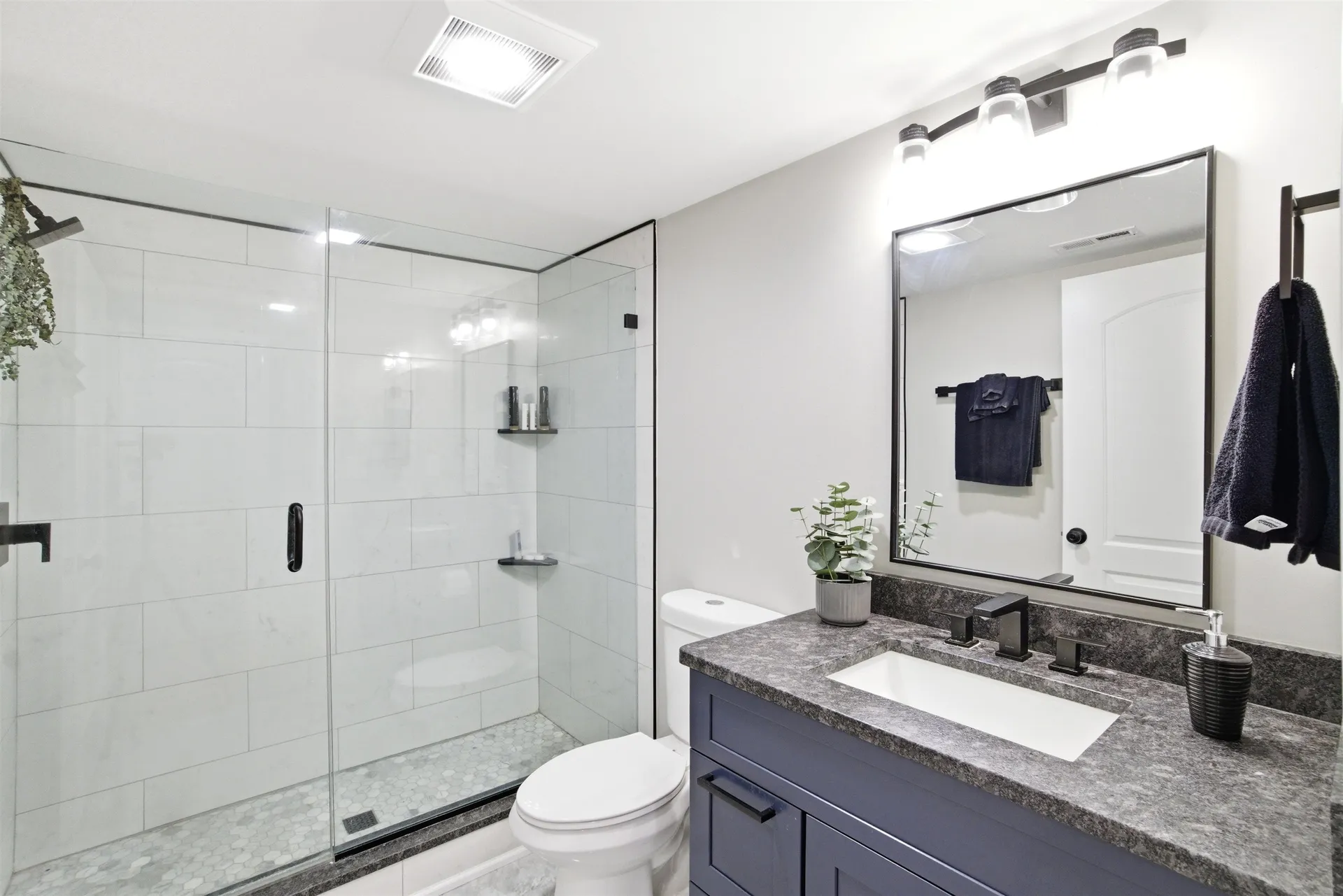 84 Juniper Circle Auburn NH 03032