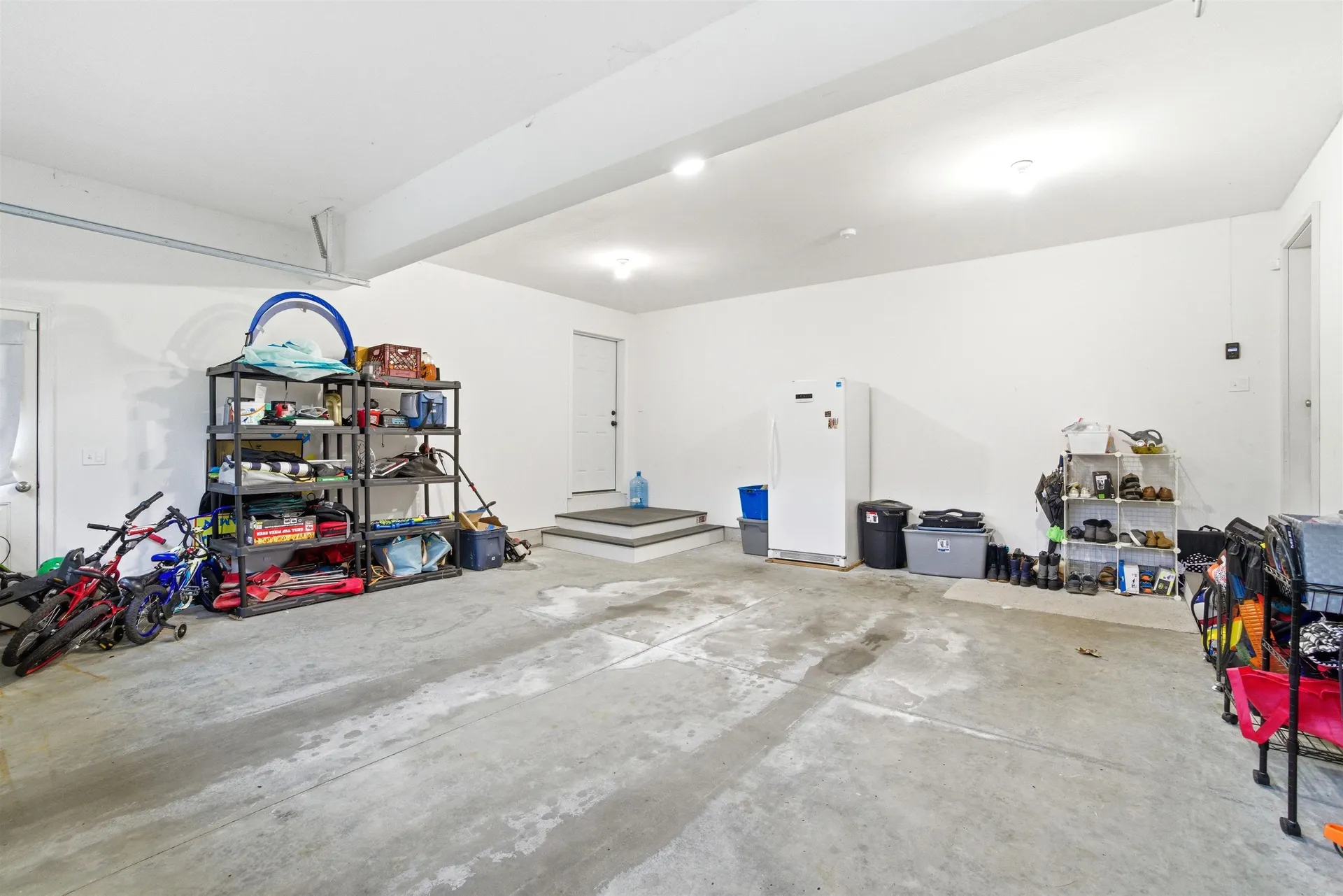 84 Juniper Circle Auburn NH 03032