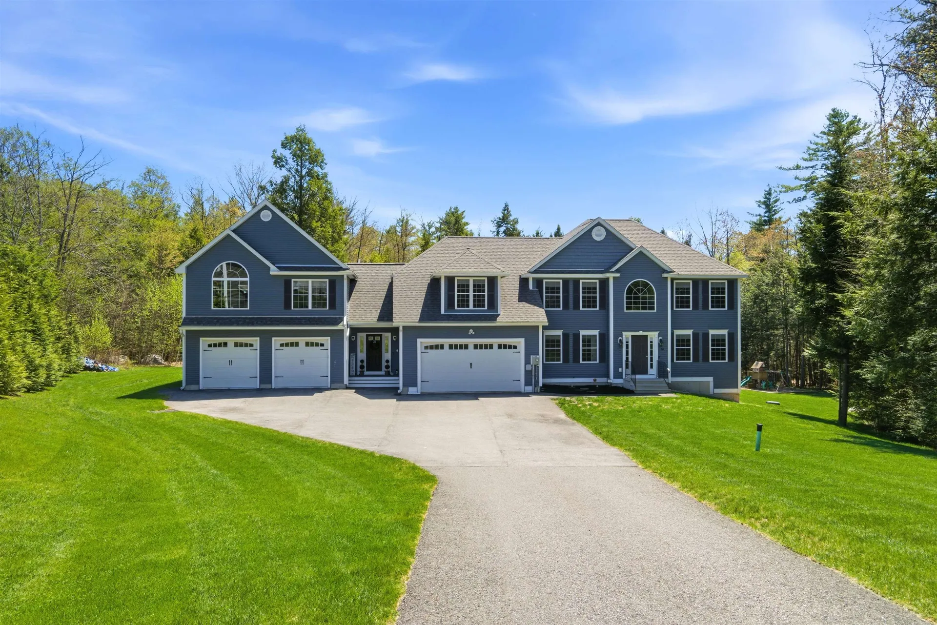 84 Juniper Circle Auburn NH 03032