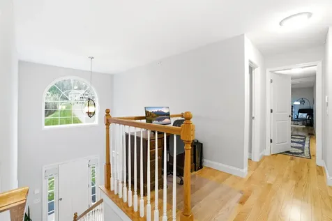 84 Juniper Circle Auburn NH 03032