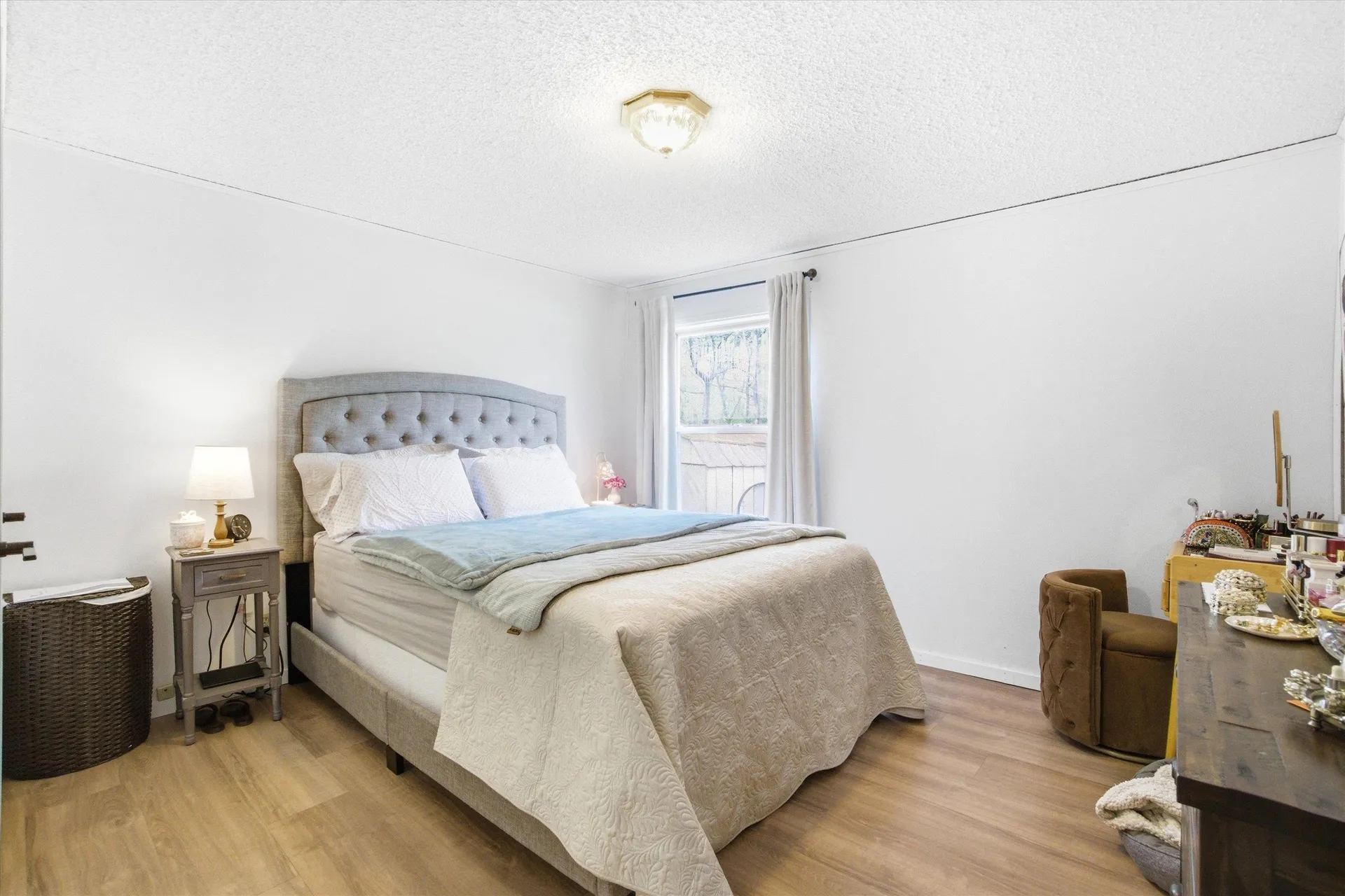 1 Longwood Lane Merrimack NH 03054