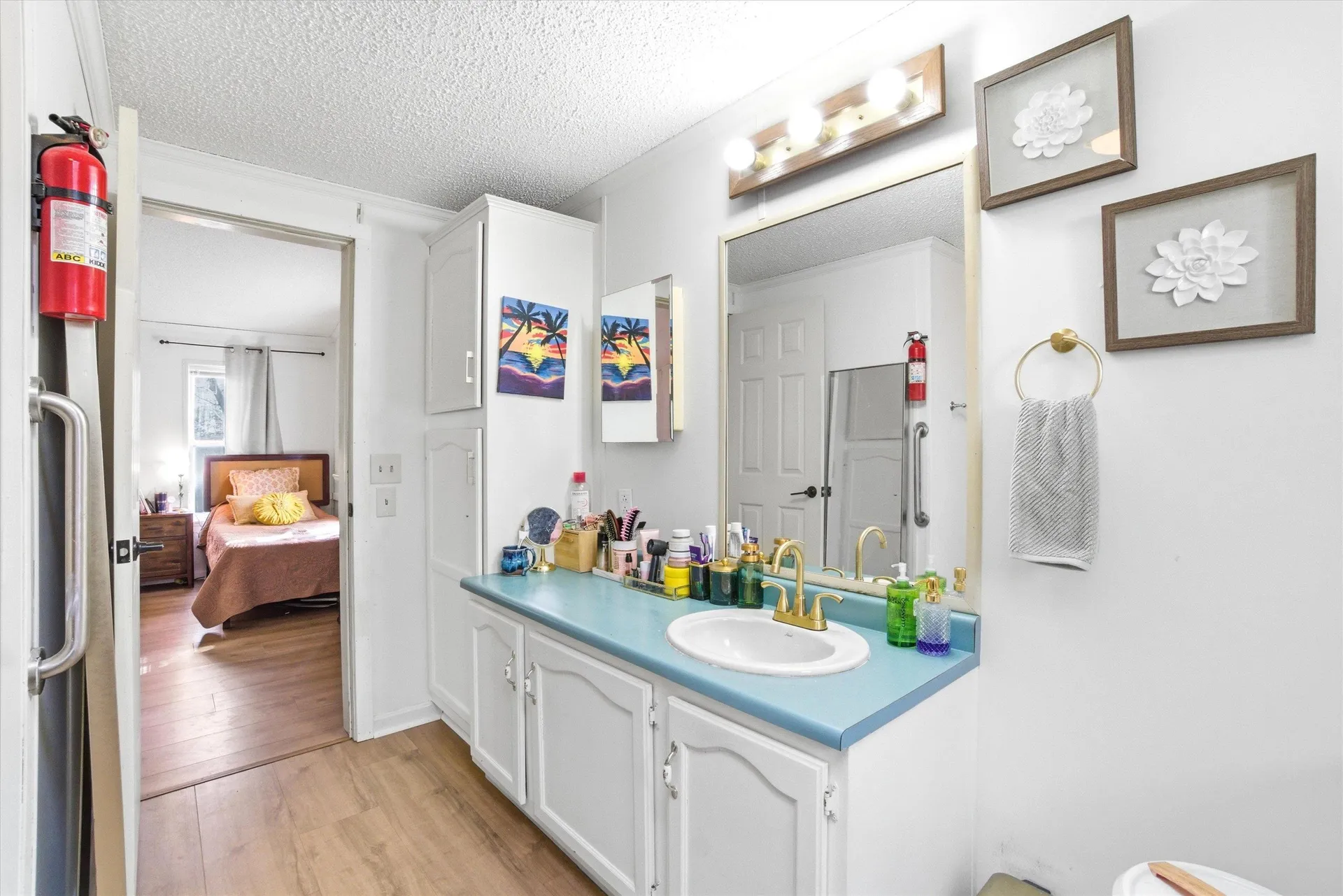 1 Longwood Lane Merrimack NH 03054