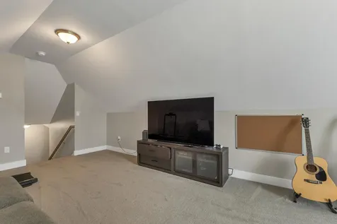 85 Kennybeck Court New Ipswich NH 03071