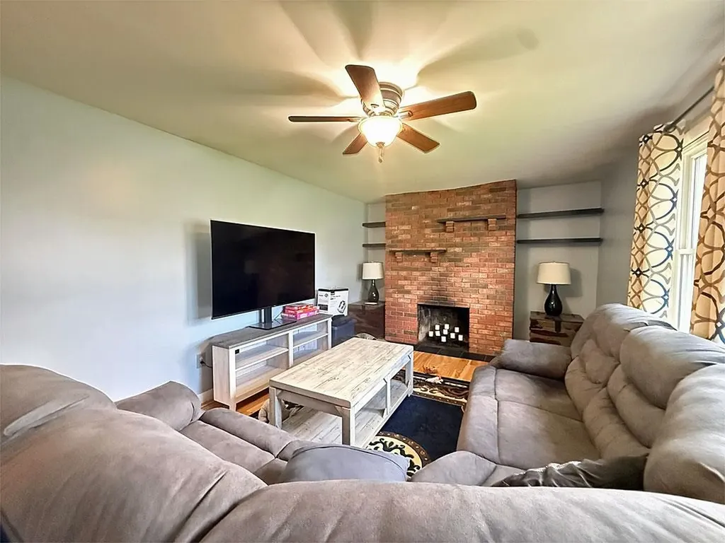 387 Main Street Castleton VT 05735