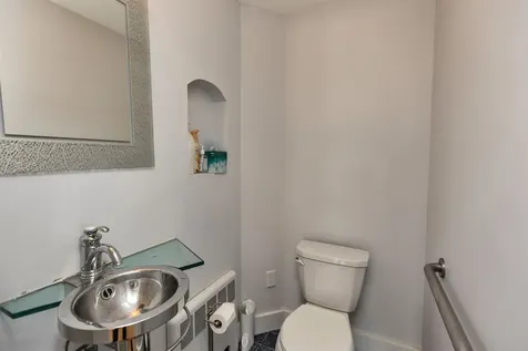 479 Nashua Street Milford NH 03055