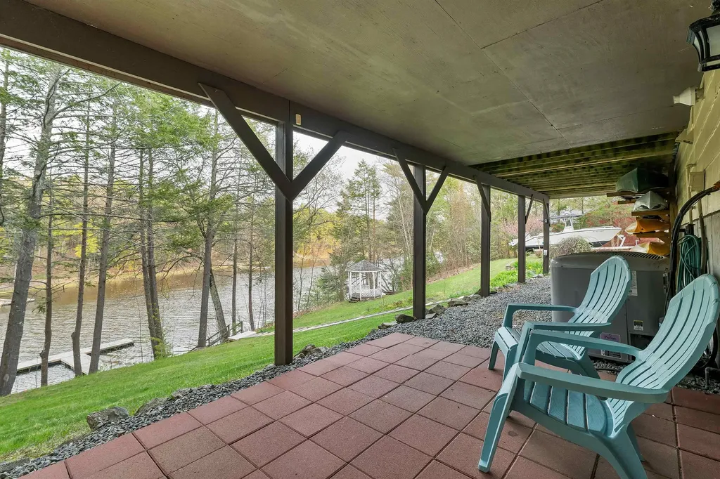 20 Birch Drive Newmarket NH 03857