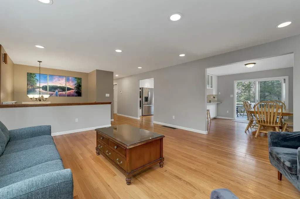 20 Birch Drive Newmarket NH 03857