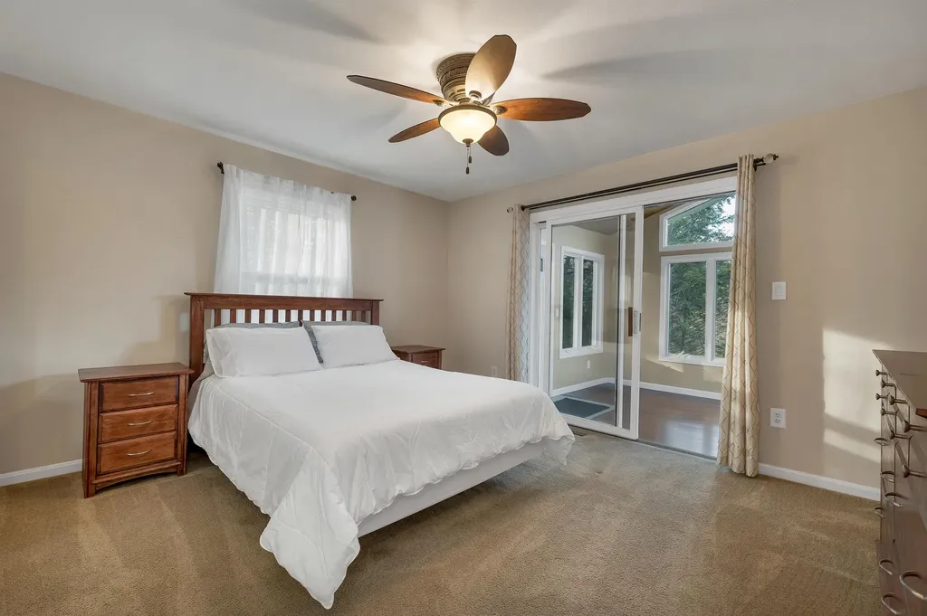 20 Birch Drive Newmarket NH 03857