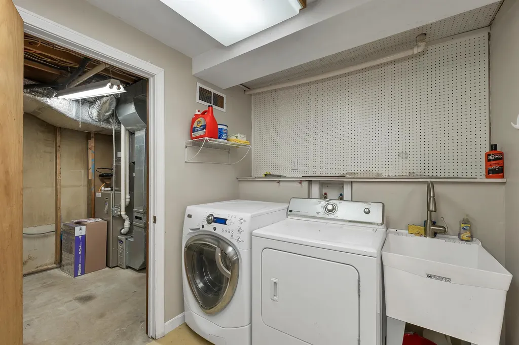 20 Birch Drive Newmarket NH 03857