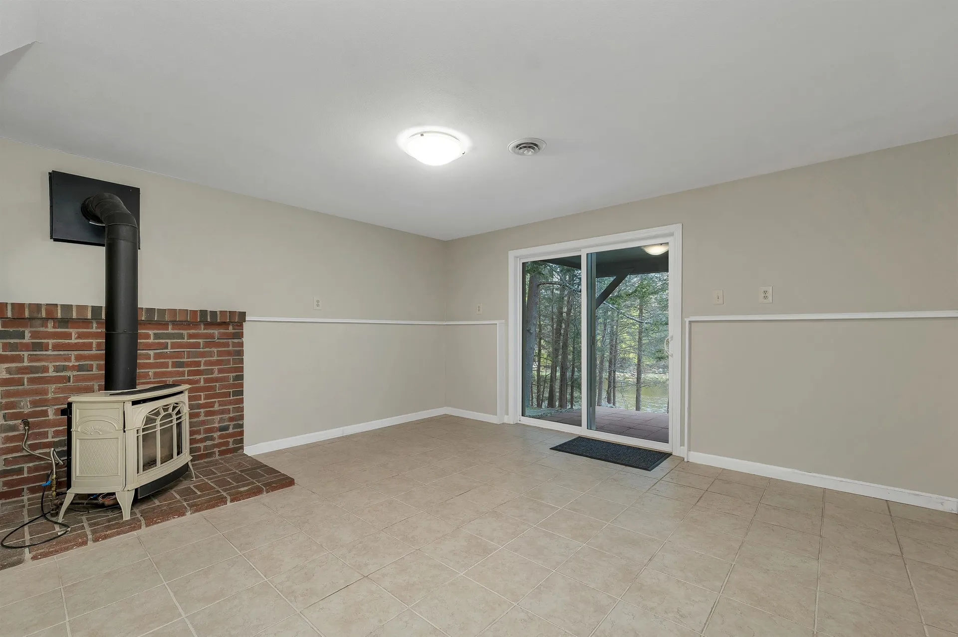 20 Birch Drive Newmarket NH 03857