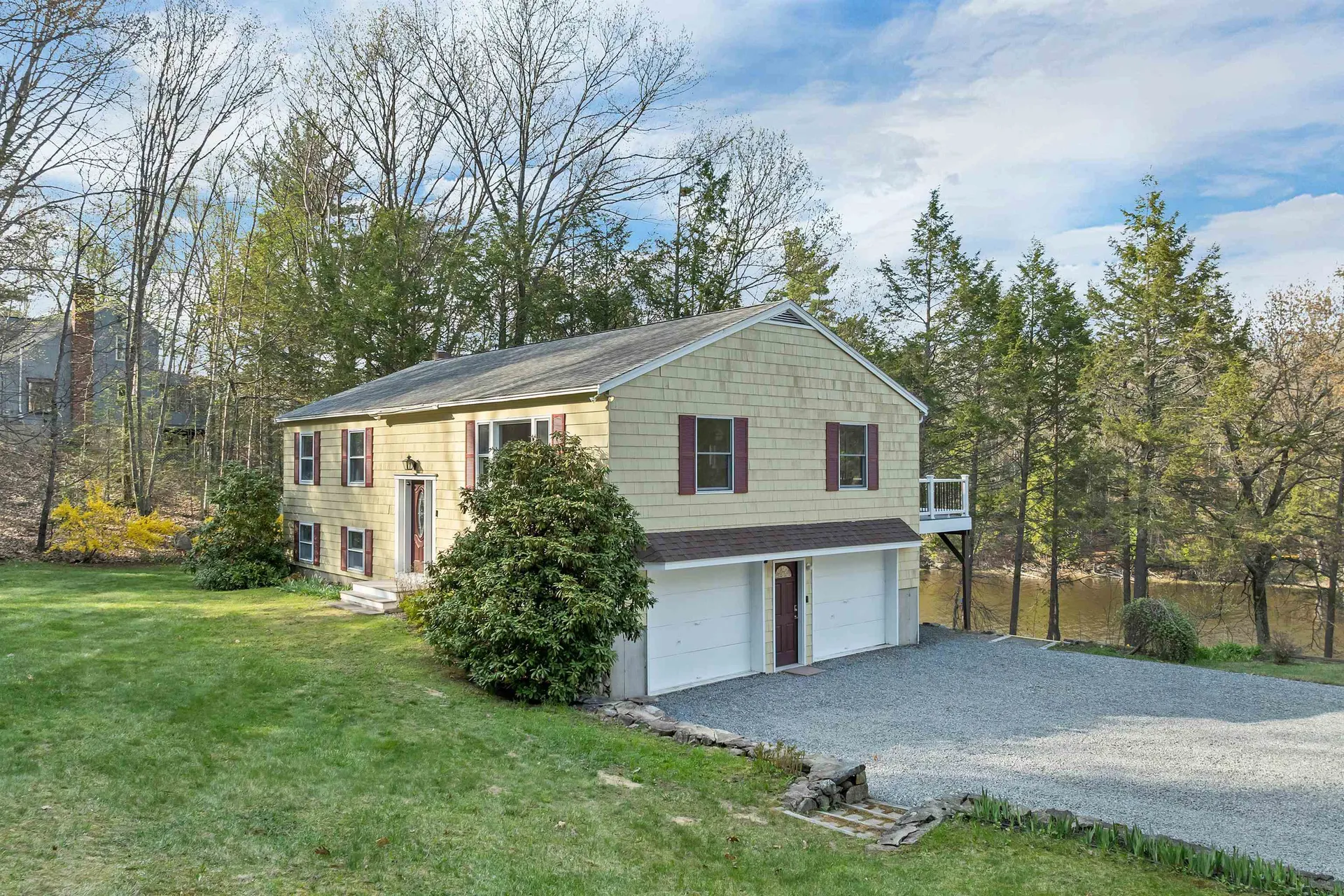20 Birch Drive Newmarket NH 03857